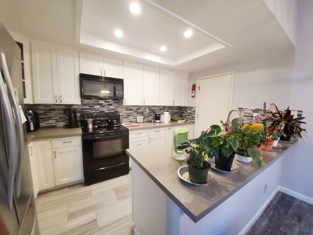 Beautiful 3 Bedroom, 2 Bath House gallery image 4