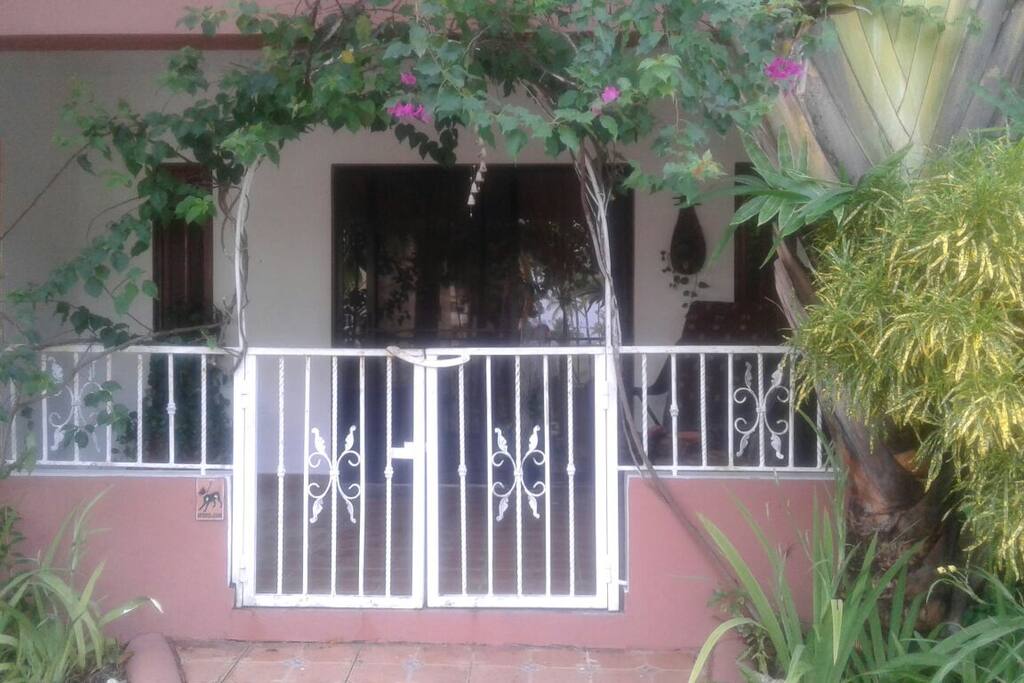 ingreso casa/terraza