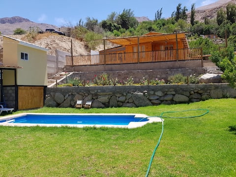 Cabaña Tres Cruces (Three Crosses Cabin) - Paihuano