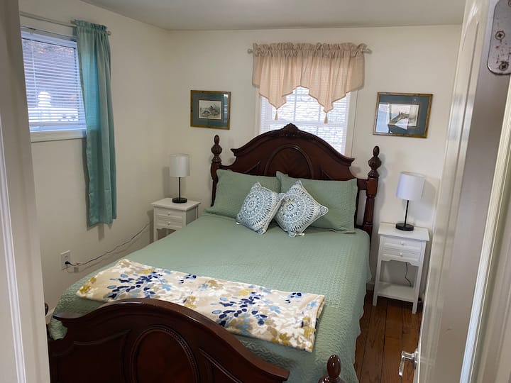 Bedroom #3 has a Queen bed and closet.