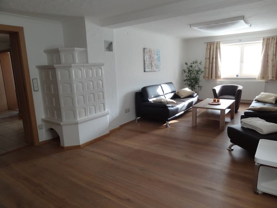 Das Wohnzimmer bietet ausreichend Platz zur Entspannung
