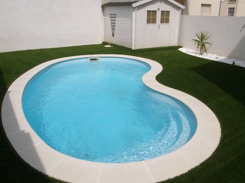 Airbnb performant: modern house à Fleury