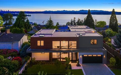 Gorgeous 4 bedroom/5 bath home w/ gym, AC, views!