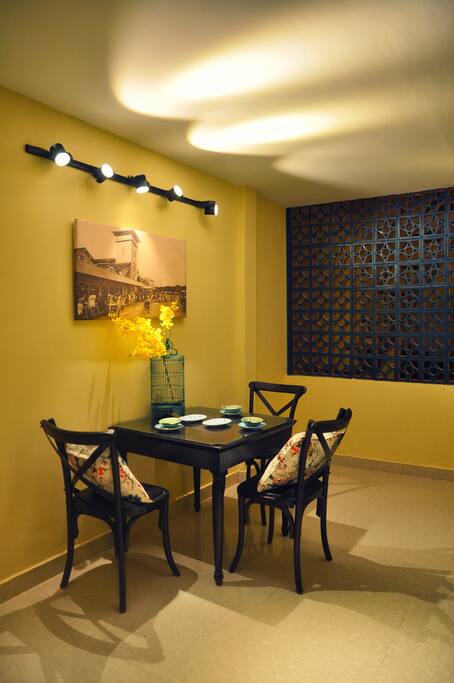 You can use this desk for working and enjoying meal