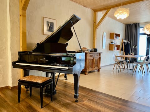 Loft with wings