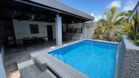 Private house pool