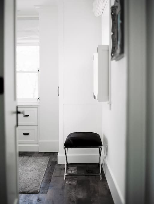 Entrance to bedroom