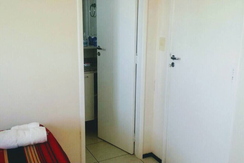 Entrada para banheiro