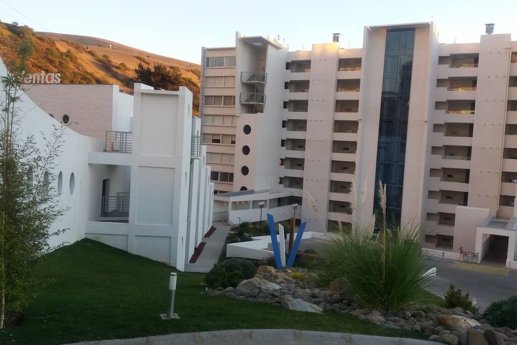 Parte posterior edificio principal