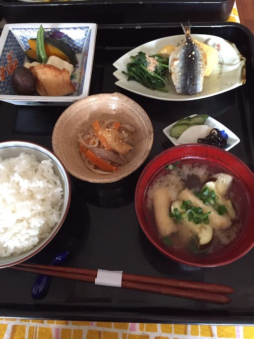 朝食 Japanese breakfast