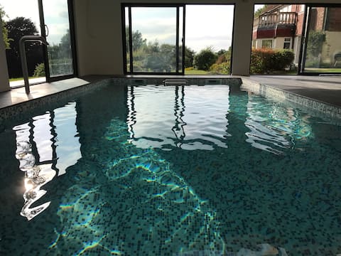 Beautiful Country House With Indoor Pool & Grounds