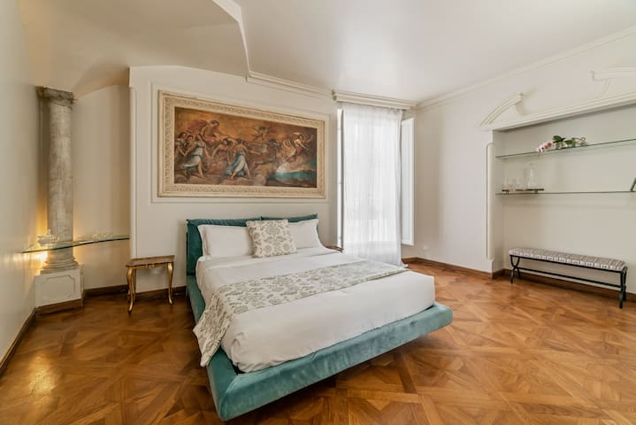 ViaPaola43 Palace Luxury Penthouse 2Bdr gallery image 3