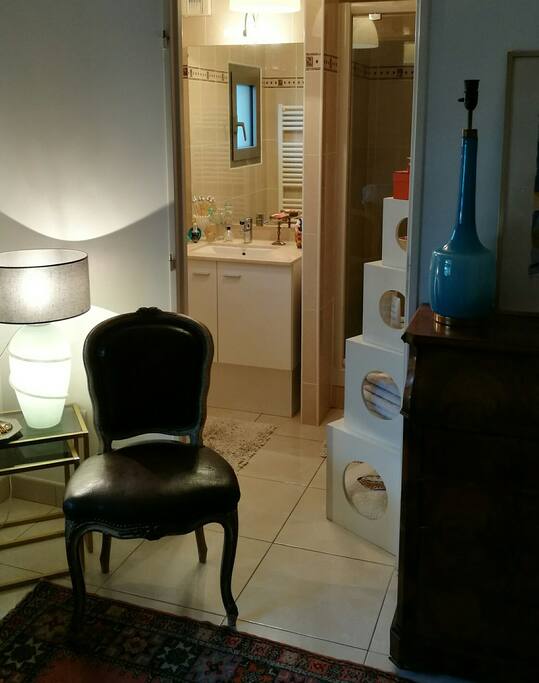 La chambre parentale ,sa salle de bain