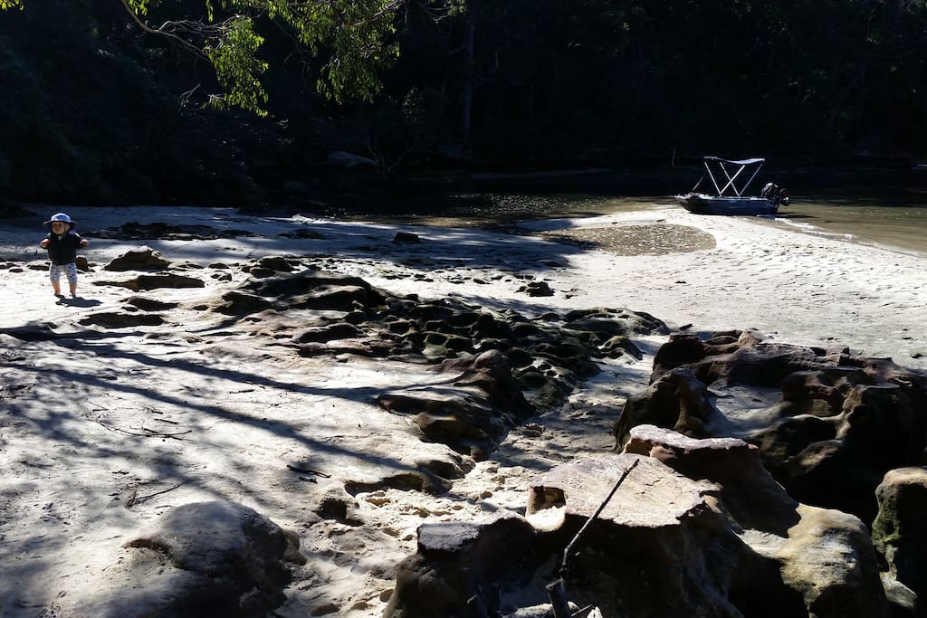 beautiful bushwalks around or arrive by boat