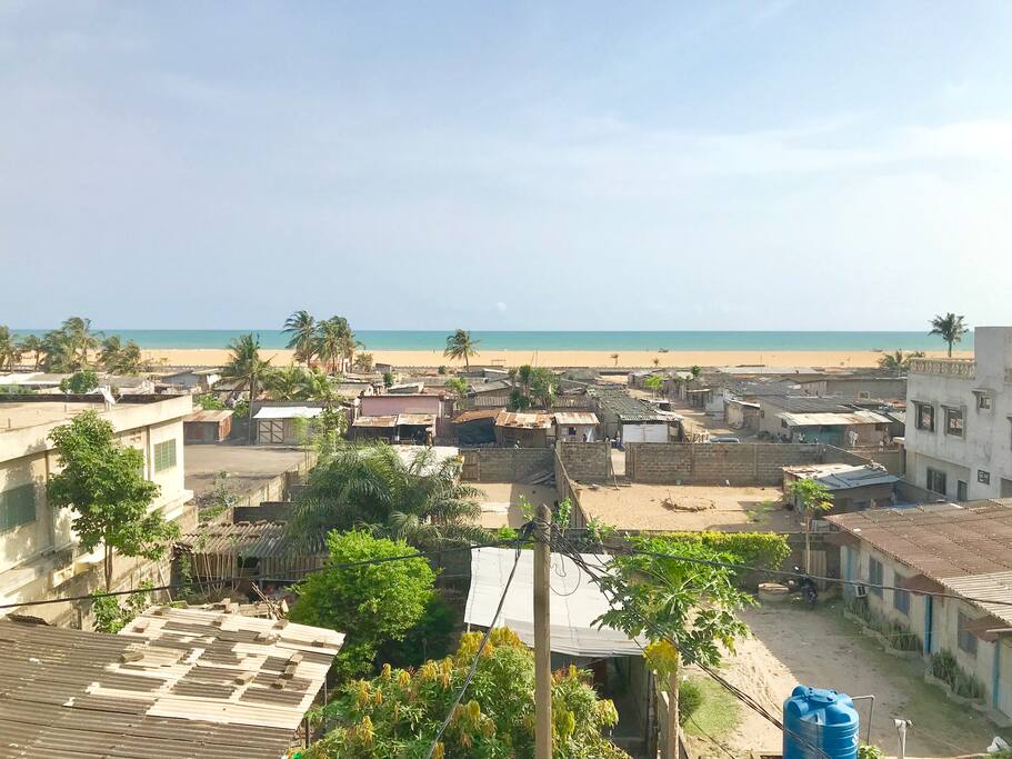 Vue sur mer du balcon