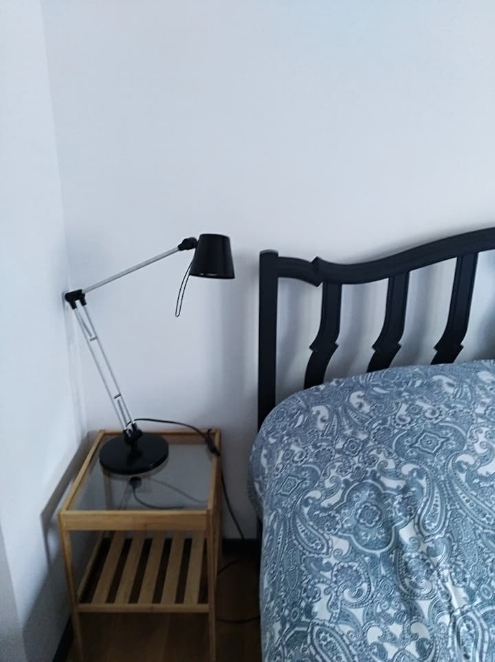Schlafzimmer 1