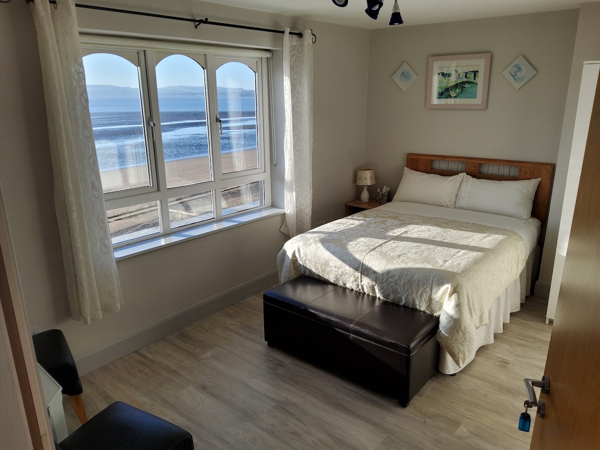 Double Seaview Room-----what a view!


   