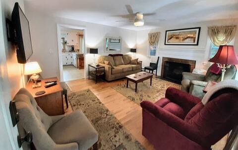 FULLY stocked Ranch Home, * Gardens* Gameroom