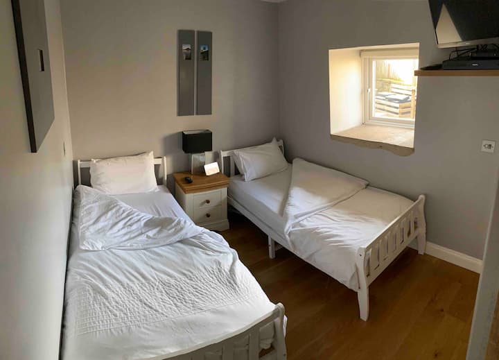 საძინებელი 3