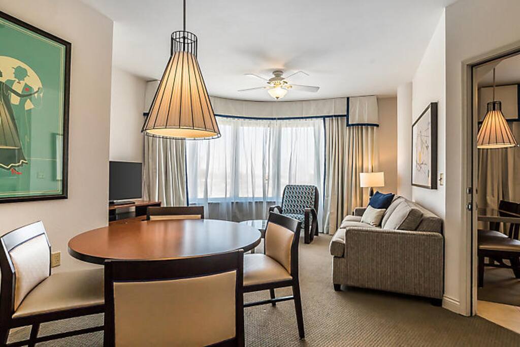 1 Bedroom Deluxe Living Area