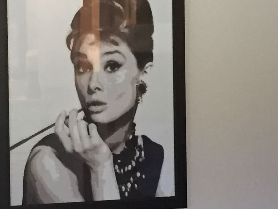 Audrey Hepburn: "Paris is always a good idea"