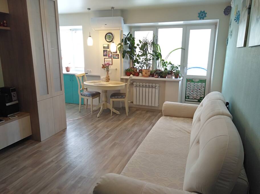 Lounge 1
