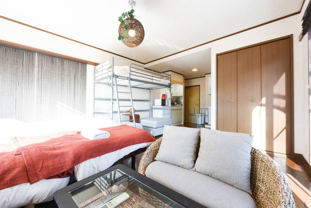 Room1