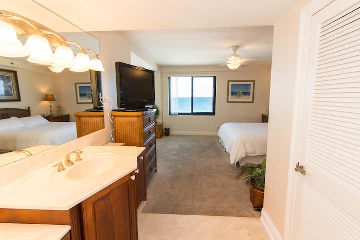 غرفة النوم الرئيسية