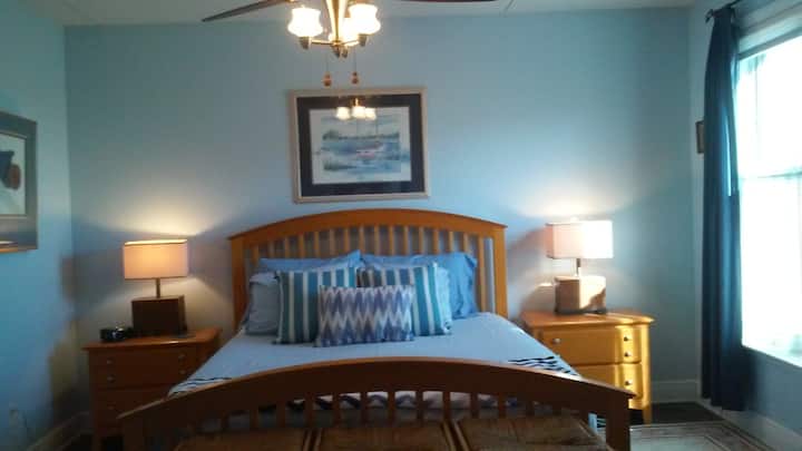 Ოსტატი BR, 152 × 203 სმ, გაჰყურებს ყურის თეთრ ქვიშებს.