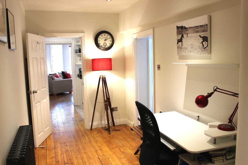 Study area / Hallway