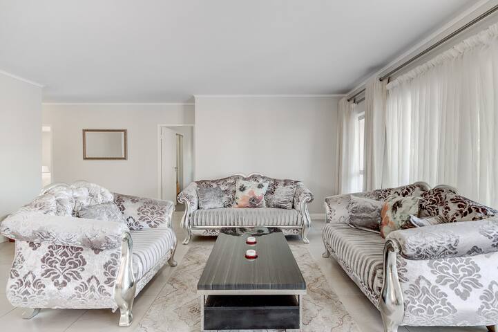 UniqueStay Mayfair 239 gallery image 3