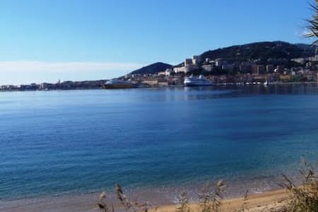 Studio Aspretto,Ajaccio a 300 Mètre de la plage .