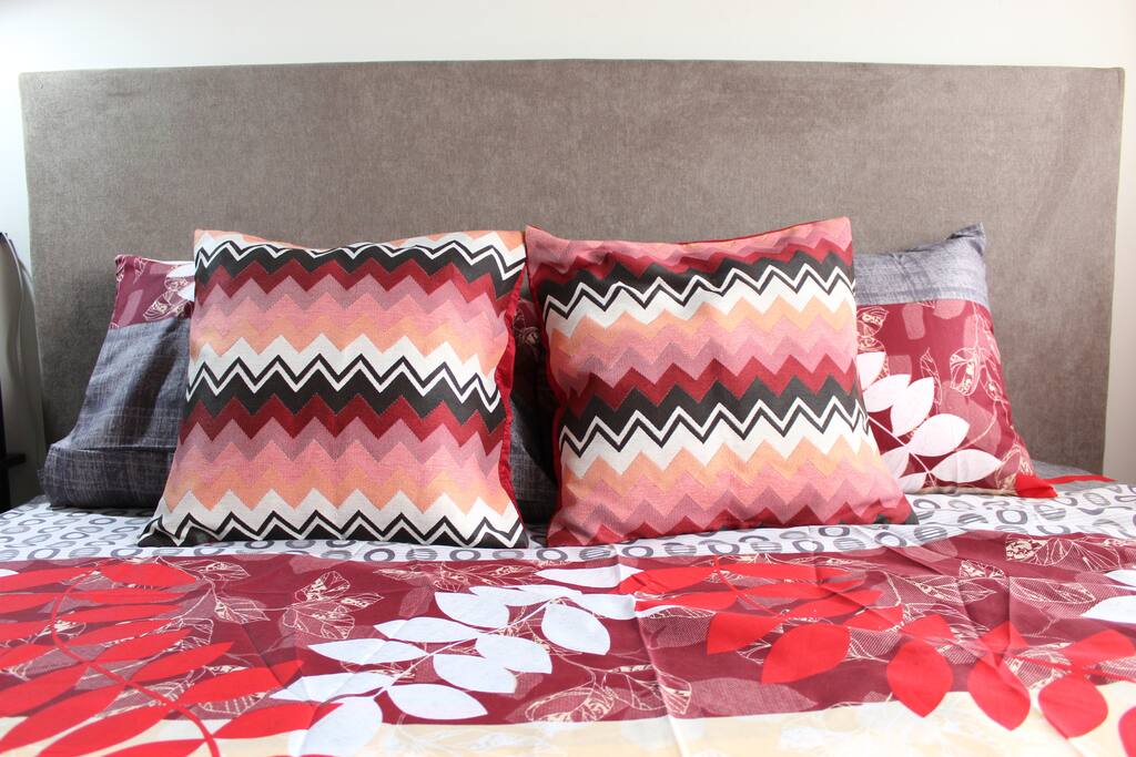 Complete with 2 Standard Pillows and 2 Throw Pillows for a nice rest.