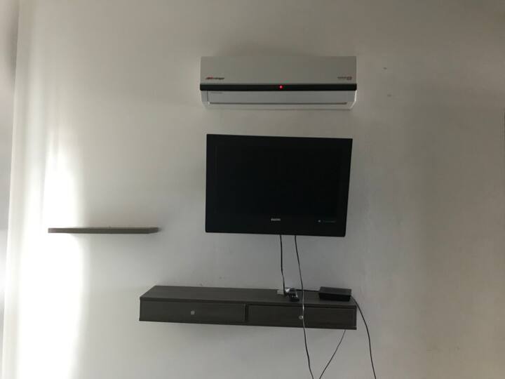gutierrez tv stand on Anacleto Canabal 2da Seccion Vacation Rentals Homes Tabasco Mexico Airbnb