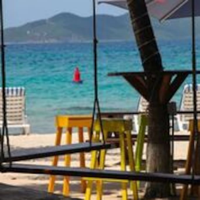 Beach Bar