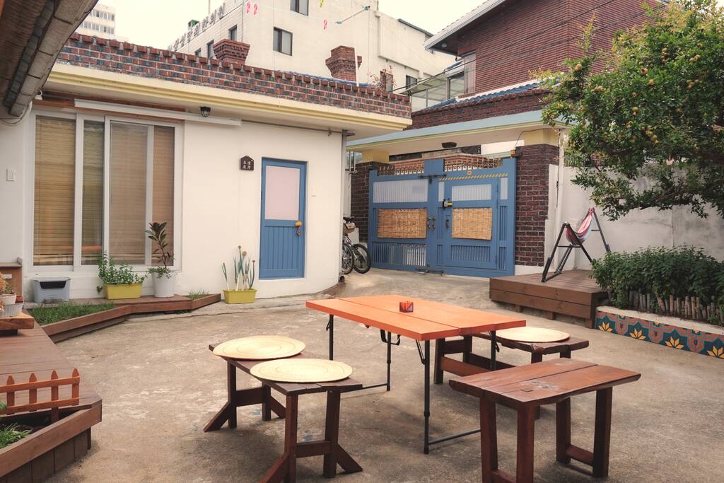 courtyard