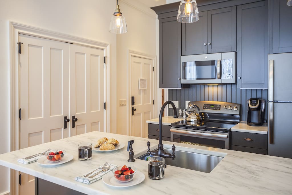 Full Open Kitchen with Counter Seating