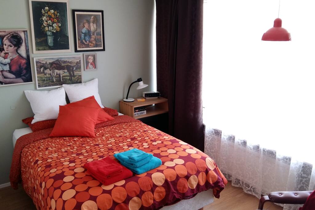 Master bedroom, double bed.