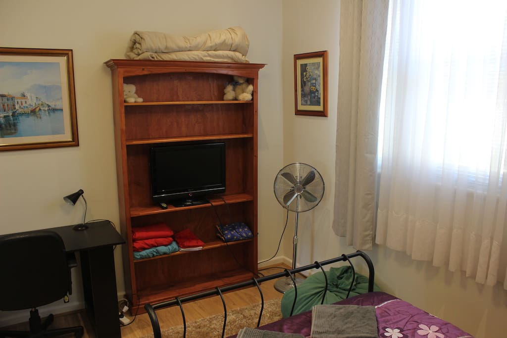 Desk, TV/DVD, Fan.