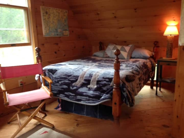 Spálne na druhom poschodí, východ a západ.
