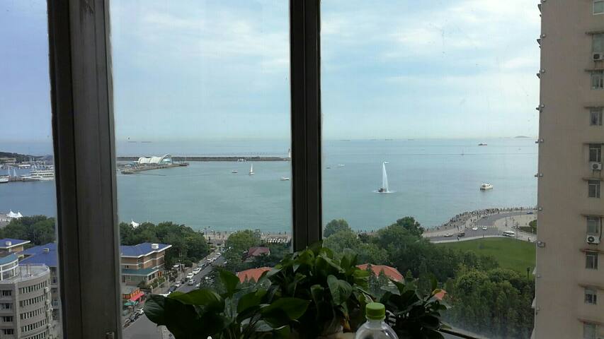 五四广场特价海景单间(内窗新增空调)