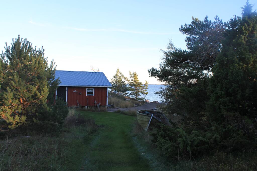 Sjöbod, båtbrygga