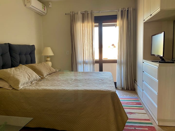 Spálňa 1 (apartmán) s balkónom - manželská posteľ Queen