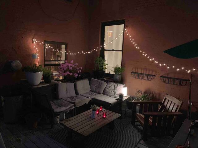 Bohemian Garden Loft gallery image 5