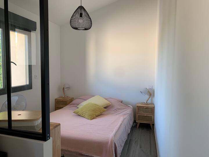 habitación con baño