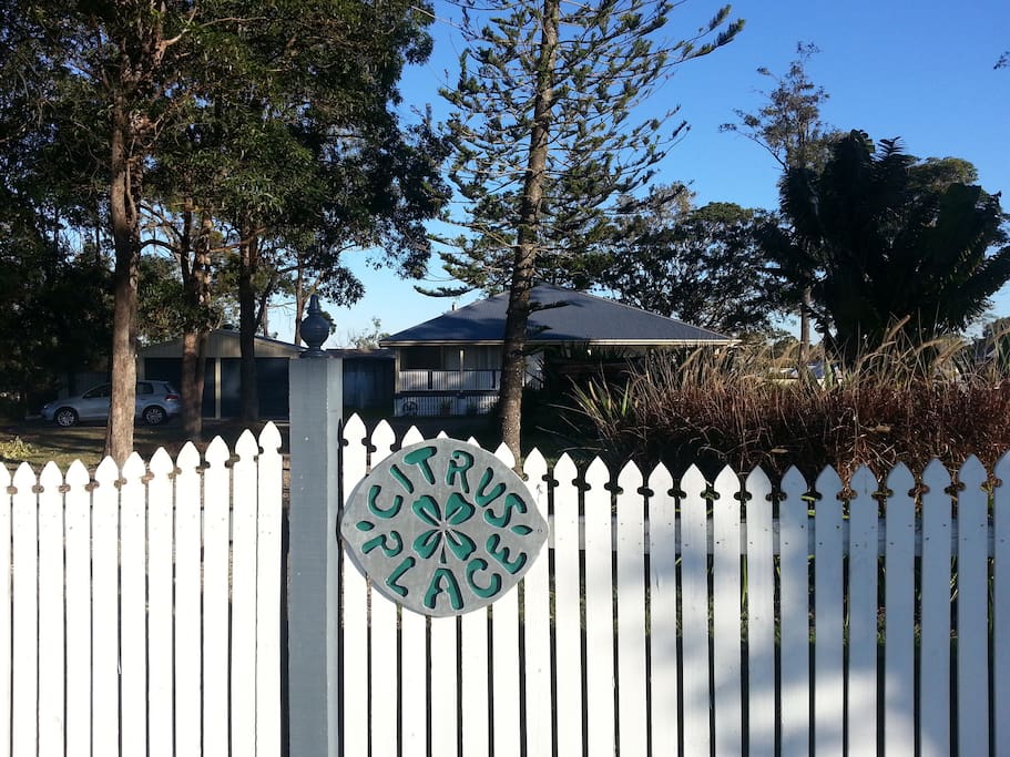 Just look for the white picket fence and you have arrived!