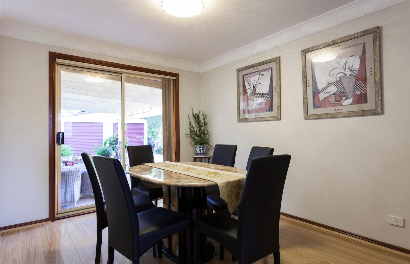 En-suite Rm in Rhodes w/ Air Con close to Olympic