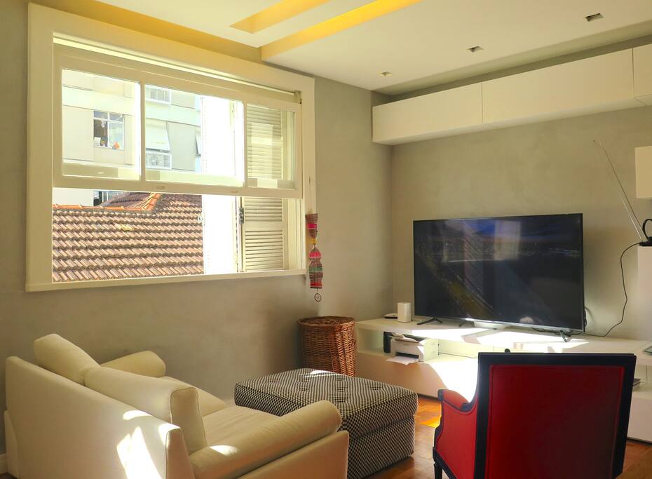Fully Equipped w/ TV, Internet, Apple TV & Wi-Fi