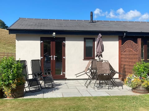 Beautiful, Private Annexe with spectacular views