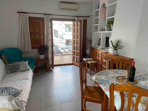Popular Airbnb listing: Latino Apartment In VT-496677-A in Pilar De La Horadada